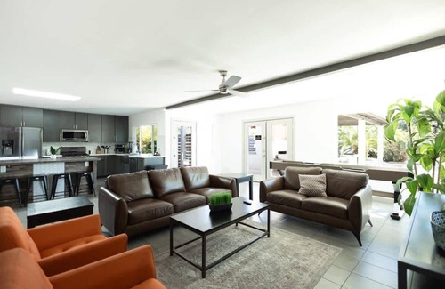 Shea North Estates House | Villa Moderna - 7BR|3BA