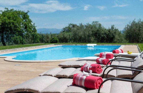 O Porrino Villa | Villa Mosende (360), with pool near the beach