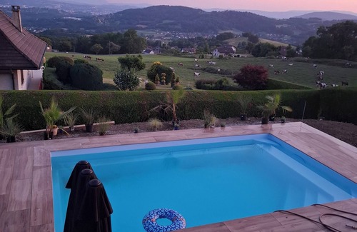 Les Ollieres House | Villa near Annecy with swimming pool