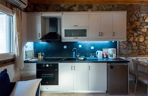 Diasella House | Villa Needa's - Home Love Retreat by the Pool