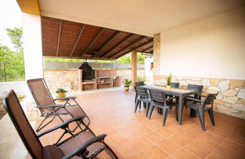 Fanusa Villa | Villa Nikla