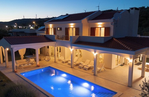 Sestanovac Villa | Villa Olivia - Peaceful Family Paradise Near Beach