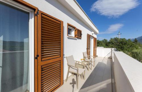 Sestanovac Villa | Villa Olivia - Peaceful Family Paradise Near Beach