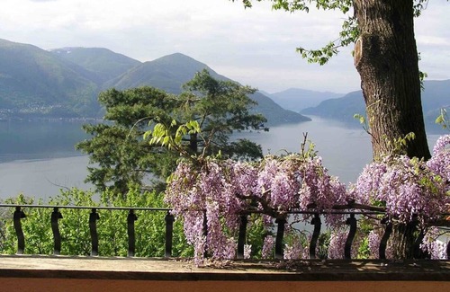 Ronco sopra Ascona Villa | Villa on a hill with magnificent views of Lake Maggiore