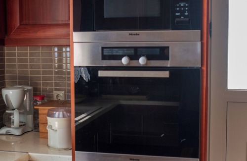 Petrochori Villa | Villa Onar: A Luxurious Seaside Escape moments away from the beach