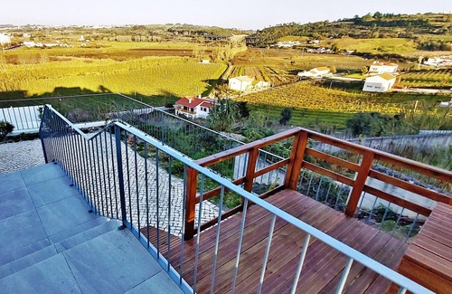 Obidos House | Villa overlooking the countryside and castle