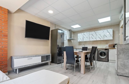 Reus Villa | Villa "Paquita" with Private Pool, Private Terrace & Wi-Fi