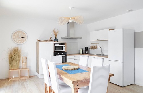Benodet Villa | Villa Penfret - Private Jacuzzi, near the sea