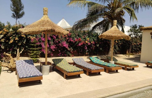 Mbour Villa | Villa Pieds Dans L'eau Avec vue Exceptionnelle sur L'océan et Piscine Privée