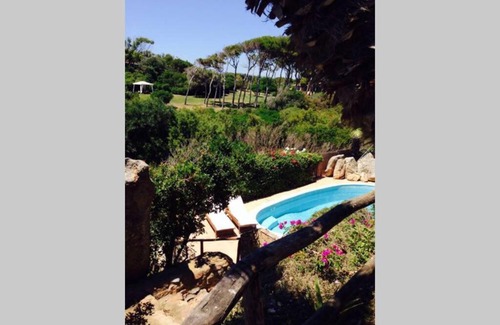 San Stefano Villa | Villa + pool on the beach