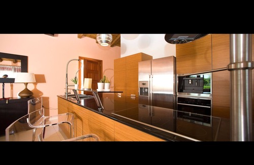 Vassilatika Villa | Villa Privilege with tennis Court and outdoor & indoor Heated Pool (sleep 8)