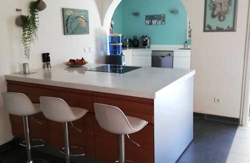 Orient Bay House | VILLA QUIET AND ZEN GARDENS OF THE EAST BAY