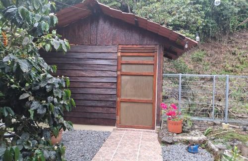 Guacimo Villa | Villa Rancho con Río Privado