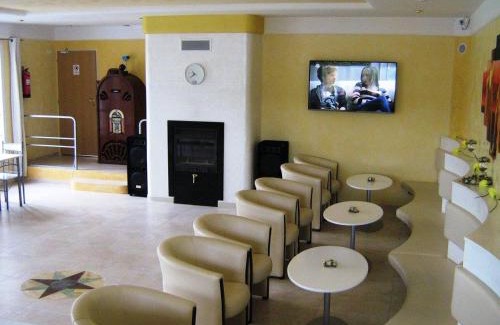 Divin House | Villa Reyna