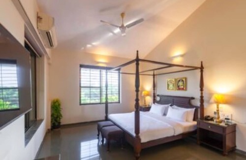 Vada Villa | Villa Rivera by Deshco Holidays