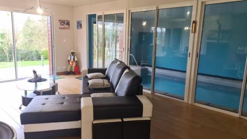 Plesidy House | Villa Rosalie