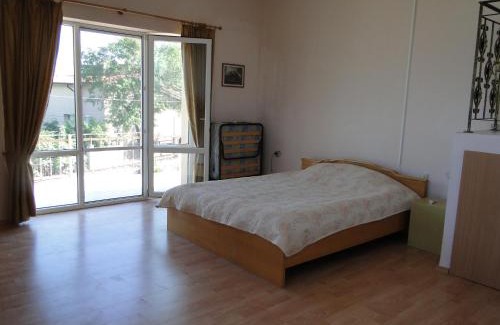 Trakata Villa | Villa Rosmart
