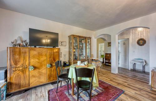 Kras Apartment | Villa Salamander Suite - Happy Rentals