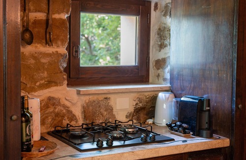Cefalu Villa | Villa 'Seaside Suite' with Mountain View, Wi-Fi and Air Conditioning