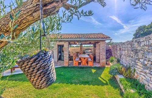 Krmed Villa | Villa Sensol - for ten guests with a pool, close to beach