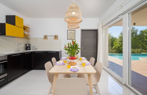 Svetvincenat Villa | Villa Sicutti (Istria - Svetvinčenat)