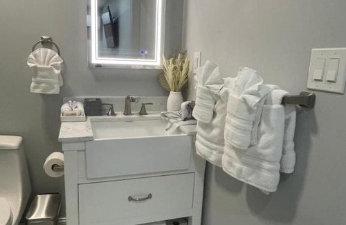 Three Oaks Apartment | Villa Sosa