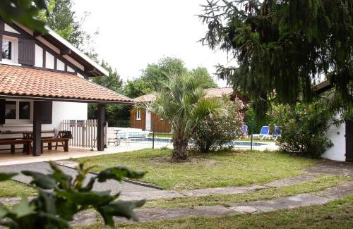 Sainte-Eulalie-en-Born Villa | Villa spacieuse à Sainte-Eulalie-en-Born, terrasse, piscine privée