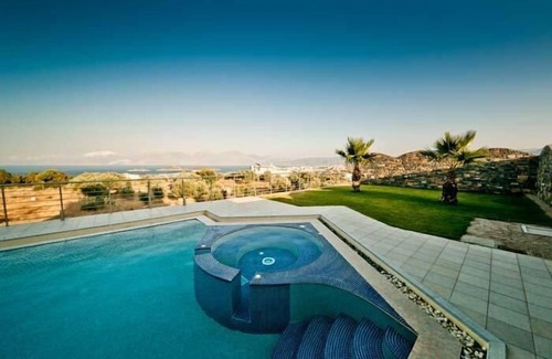 Katsikia Villa | Villa St Nicolas 4 bedroom villa.
