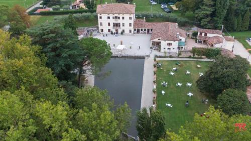 Romano d'Ezzelino Bed & Breakfast | Villa Stecchini