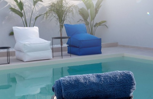Petaloudes Villa | VILLA STERGOS