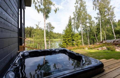 Porvoo Villa | Villa Syreeni - Seafront/Jacuzzi