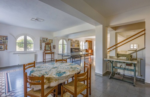 Sorrentini Villa | Villa 'Tina' with Wi-Fi and Air Conditioning