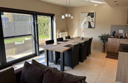 Eeklo Villa | Villa Tomasso