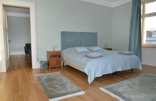 Delemont Villa | Villa unique, piscine et grand parc, Vorbourg 15