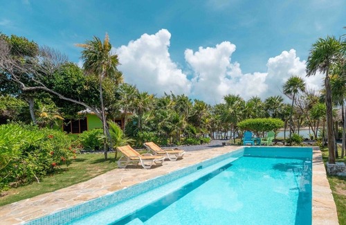 First Bight Villa | Villa Verde on at Paradise Point