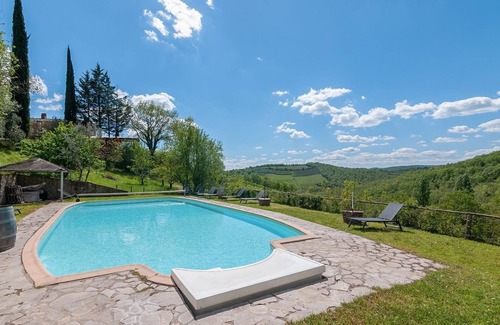 Gaiole in Chianti Villa | Villa Vigneto Estate