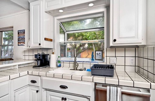 Moss Beach House | Villa Villekulla 4 bed 3 bath home with Ocean View