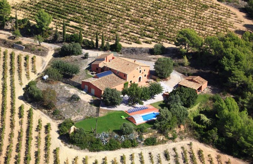 Castellet i la Gornal Cottage | Villa with swimming pool and private garden, near Sitges and Barcelona