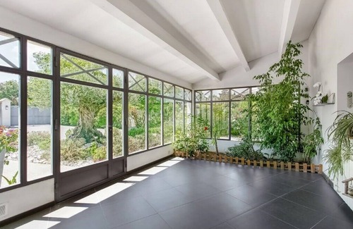 Combaillaux Villa | Villa with heated pool in a privileged setting