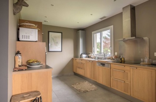 Gradignan Villa | Villa with heated pool in the heart of the pines