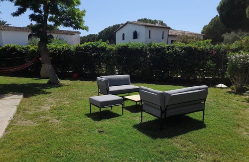 Capitana Villa | Villa with large garden, close to the sea. Pets allowed