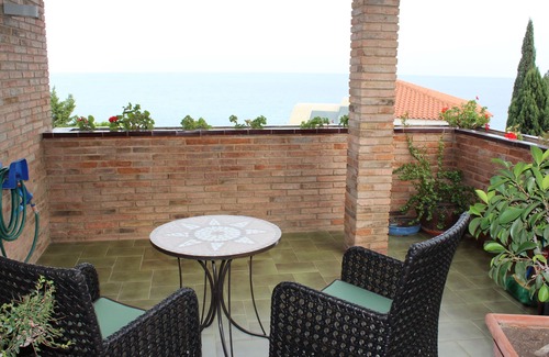 Canet de Mar Villa | VILLA WITH POOL, CLOSE TO THE BEACH, AND FANTASTIC SEA VIEWS.