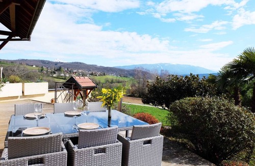 Vaulx Villa | Villa with pool, mountain views, 20 minutes from Lake Annecy