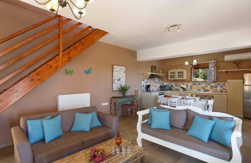 Rethymno Villa | Villa with private pool & sea view for absolute privacy and serenity.