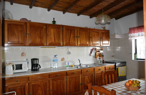 Paraiso Villa | Villa with Private Swimming Pool/WI-Fi/Pet friendly