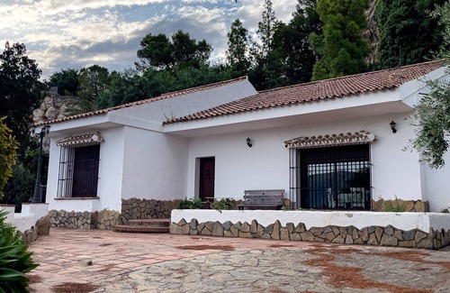 Zahara de la Sierra Ski Chalet | Villa Zahara de la Sierra