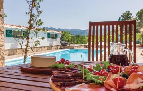 Vrgorac Villa | Villa Zara with heated Hydromassage-Pool