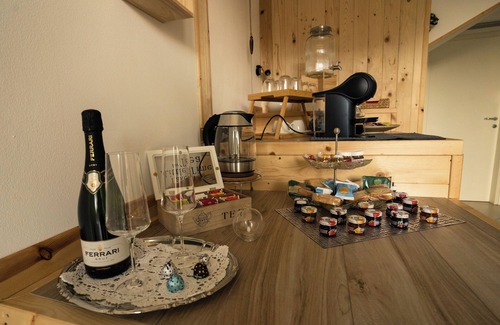 Ranzo Apartment | Villa Zoe - Suite with Sauna