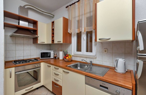 Rastovac House | Villa Zvonimir