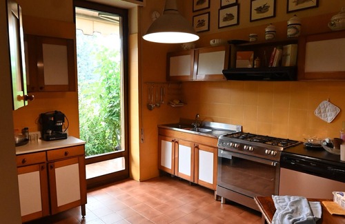 Grumello del Monte Villa | VillaFrancesca BeB in Grumello del Monte: Elegant with Park and Seasonal Pool